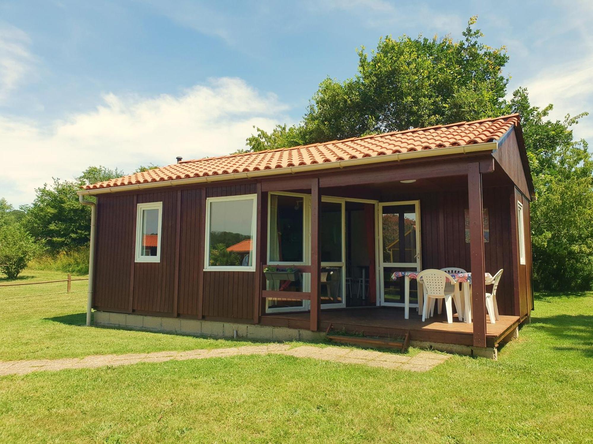 Autry-le-Chatel Les Chalets Du Quignon מראה חיצוני תמונה